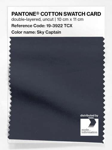 Product image of the product “PANTONE® COTTON SWATCH CARD 19-3922 TCX Sky Captain ”