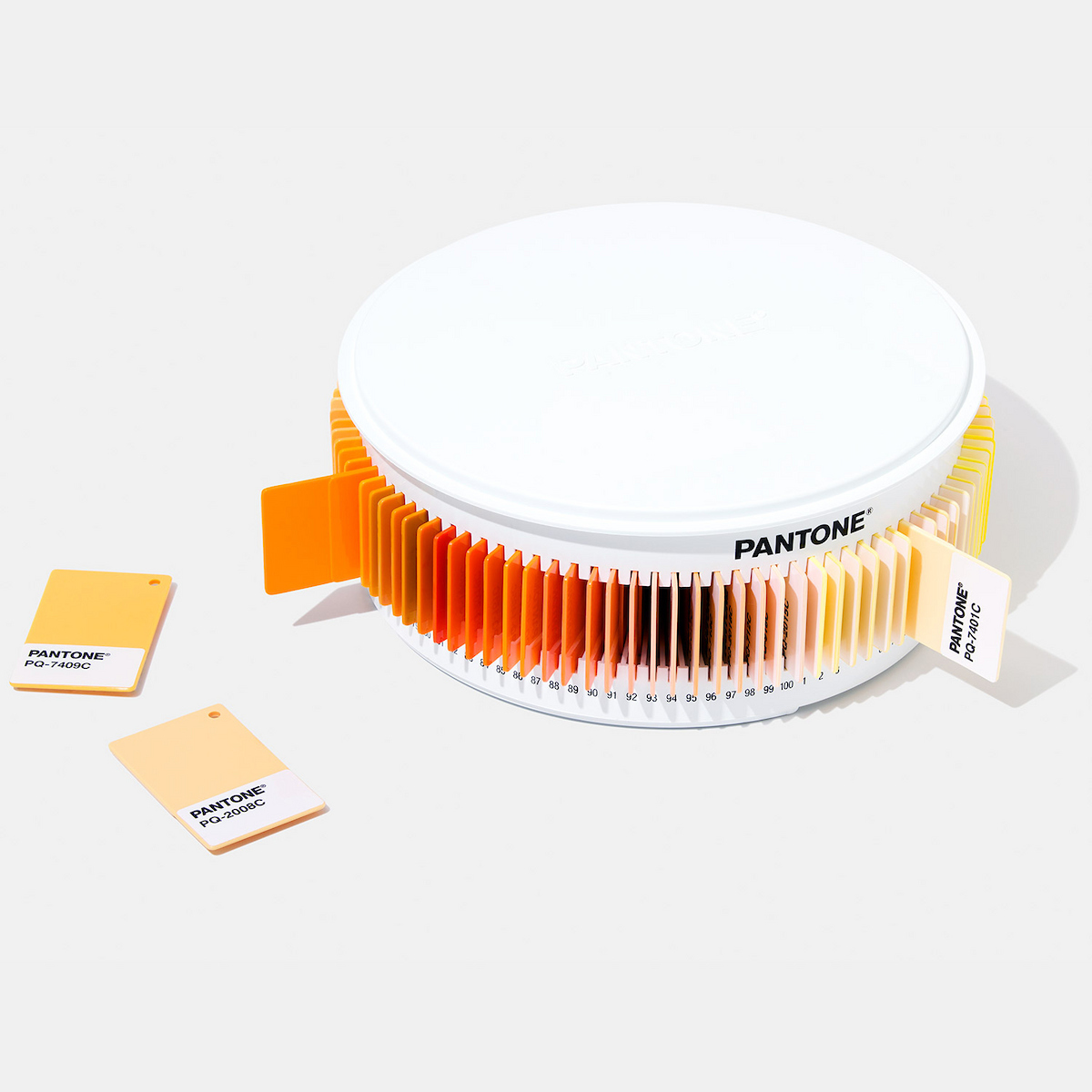 Artikelbild 1 des Artikels “PANTONE Plastic Chip Color Set Yellows, Oranges & Golds “