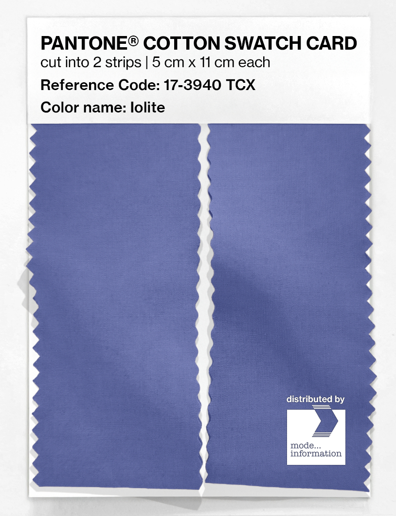 Product image 2 of the product “PANTONE® COTTON SWATCH CARD 17-3940 TCX Iolite ”